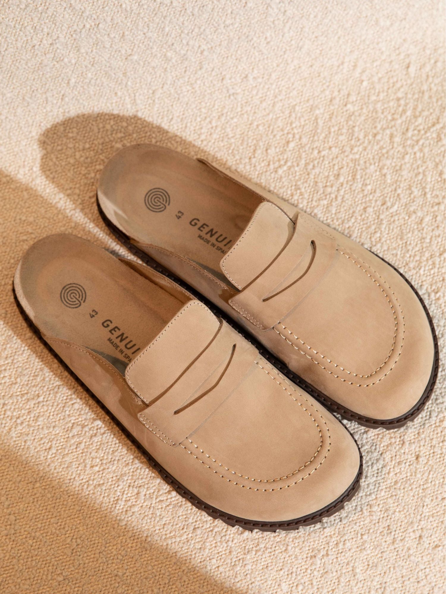 LOIS NUBUCK TAUPE UNISEX