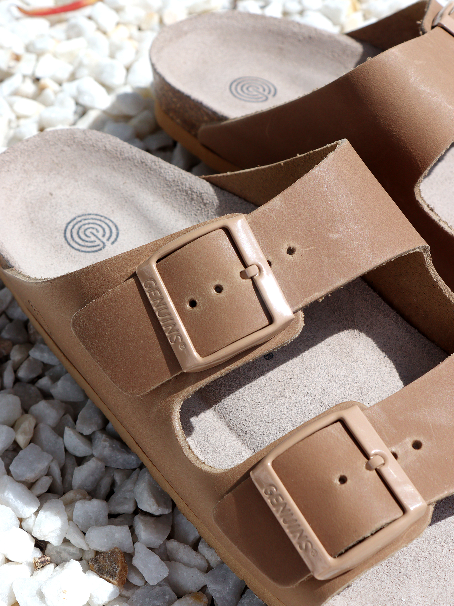 HAWAII OILED LEATHER CLAY UNISEX